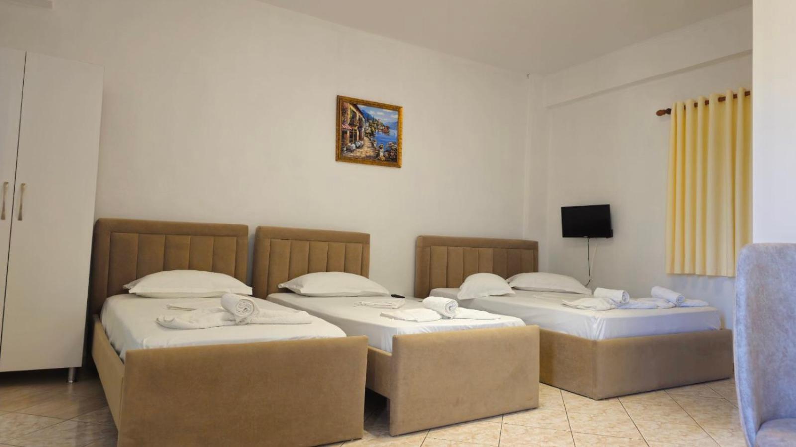Arileo Hotell Himare Rom bilde